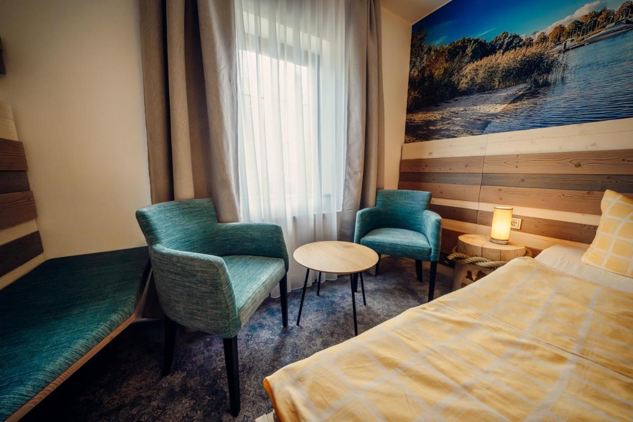 Hotel-Pension Hafemann Senftenberg Bagian luar foto
