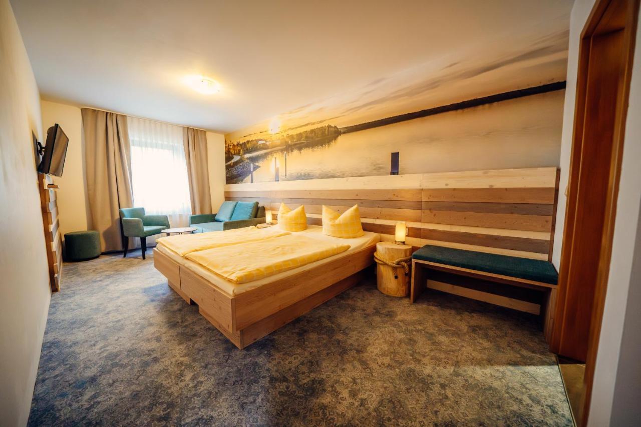 Hotel-Pension Hafemann Senftenberg Bagian luar foto