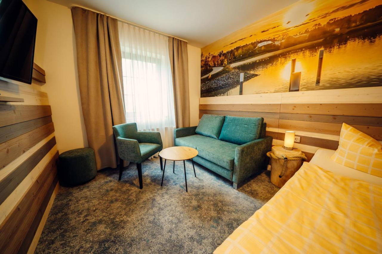 Hotel-Pension Hafemann Senftenberg Bagian luar foto